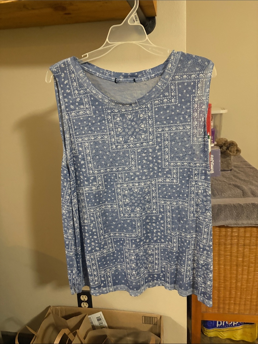 Sleeveless Blue Bandana-Print Tank Top